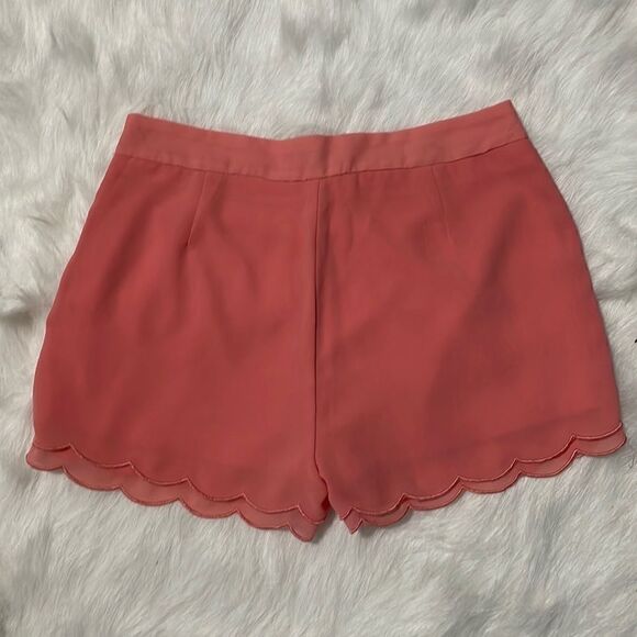 Tobi High Waisted Chiffon Coral  Layered Scalloped Shorts Size Small - Picture 6 of 6